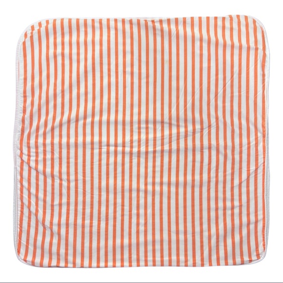 3 FOR $20 - June & January Hooded Towel - Picture 3 of 4